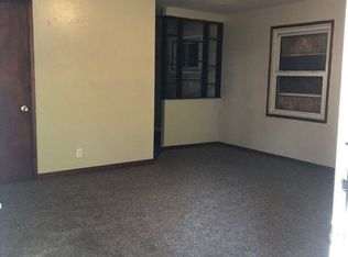6 W Adams Dr, Cahokia, IL
