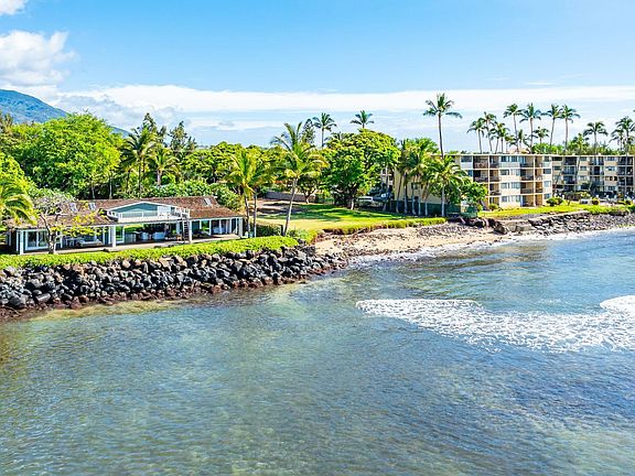 3rd image of 210 S Hauoli St