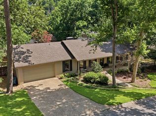 30 Foxhunt Trl, Little Rock, AR 72227