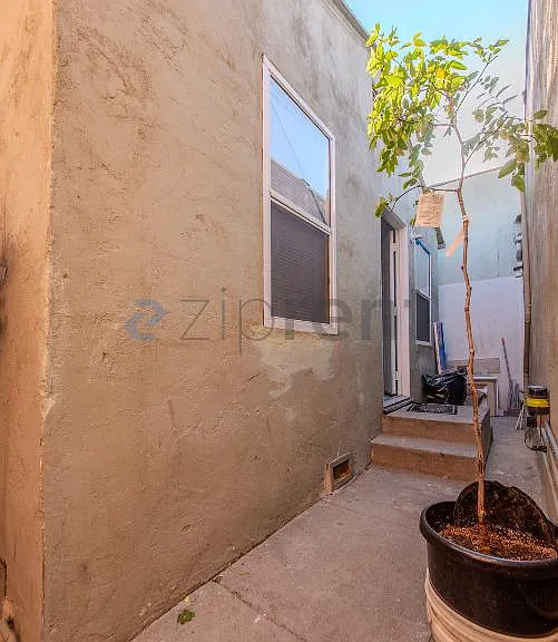 6308 Whittier Blvd #2 — Photo 7
