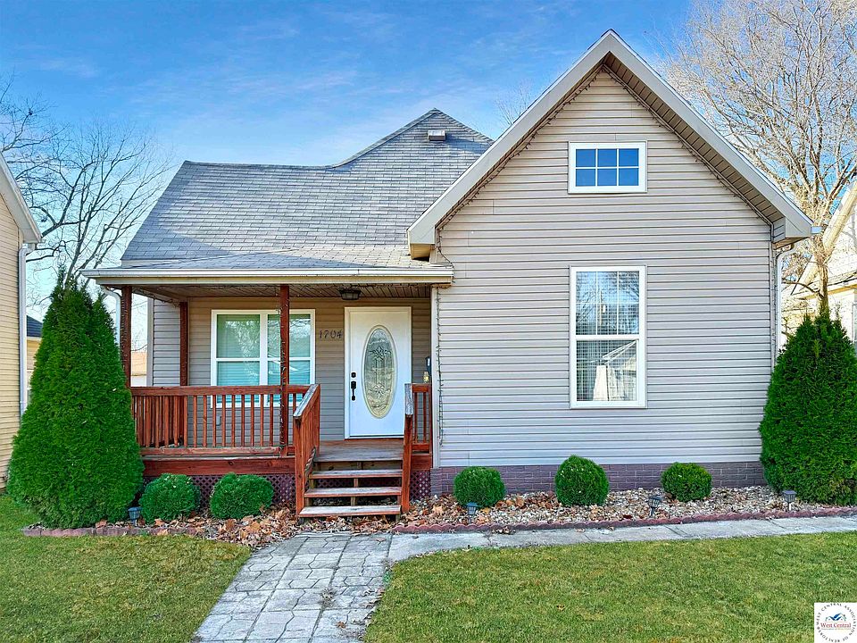 1st image of 1704 S Moniteau Ave