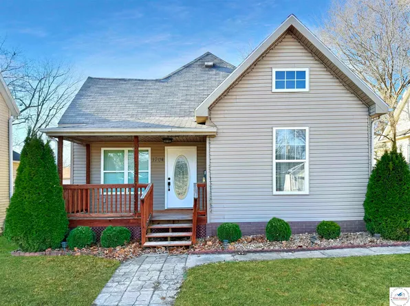 1704 S Moniteau Ave, Sedalia, MO 65301