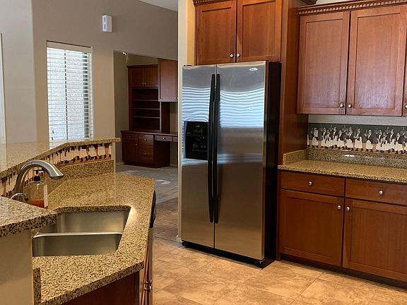 2nd image of 502 E Bartlett Way