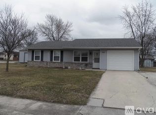 522 Eastbrook Dr, Decatur, IN 46733