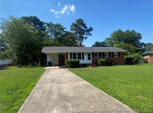 220 Cecil Ave, Spring Lake, NC 28390