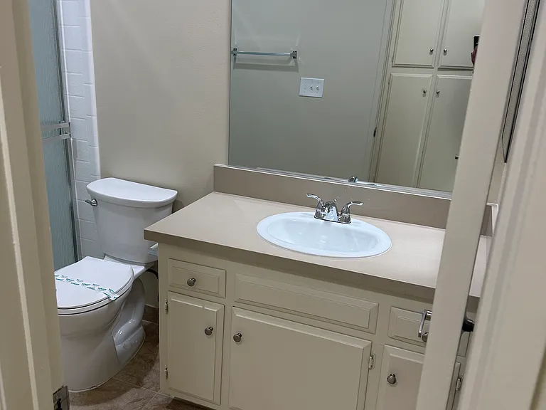 1540 E. Canfield Lane — Photo 5