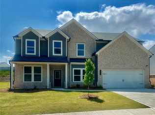 355 Rodeo Dr, Auburn, GA 30011