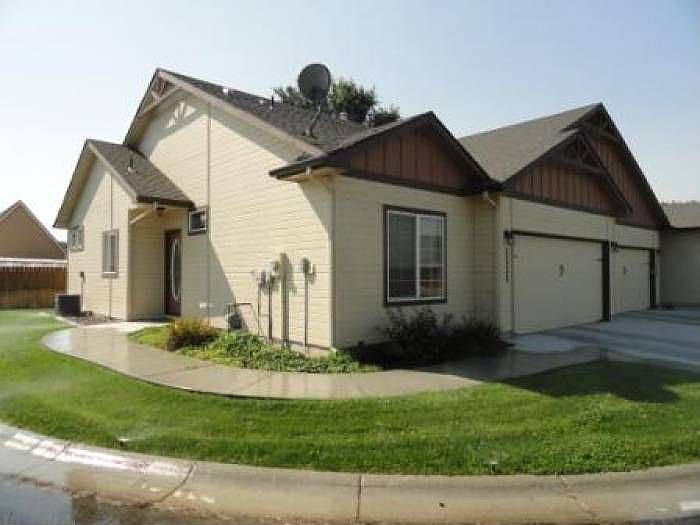 1111 Dell Court Nampa