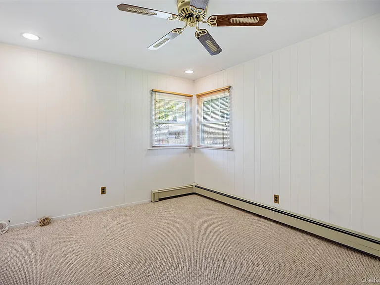 14 Harbor Ln — Photo 35