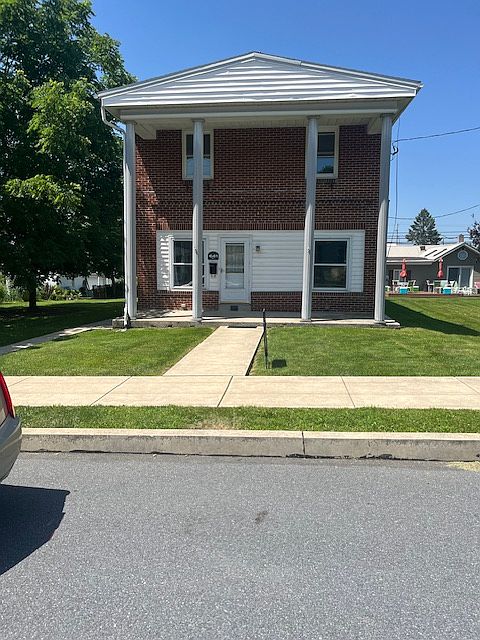 Front entry view
