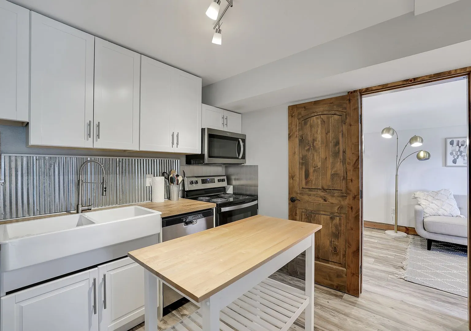 Gorgeous Lock-off on top of Mt Baldy, 2BD/2BA — Photo 4