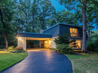 1407 Aldenham Ln, Reston, VA 20190