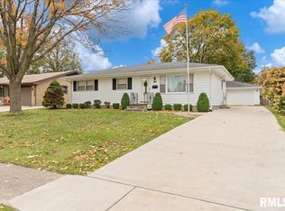 2300 Blackhawk Rd, Springfield, IL 62702