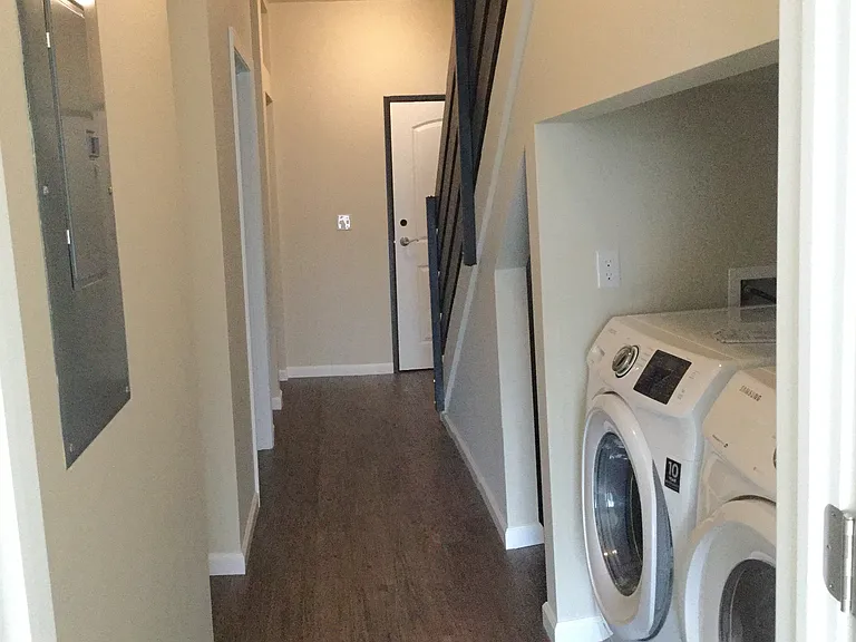 1612 C St SW #5 — Photo 6