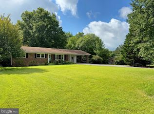 8070 Wheatley Rd, La Plata, MD 20646