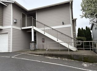 15072 NW Central Dr APT 406, Portland, OR 97229