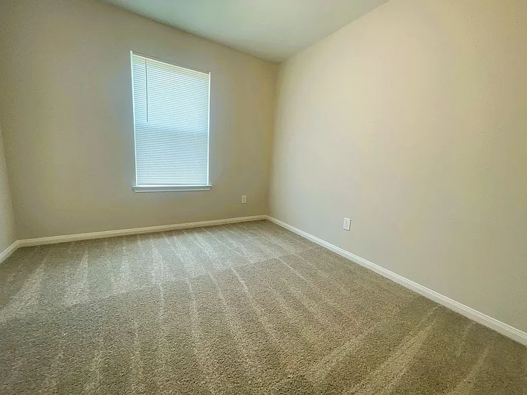 350 County Road 5105 — Photo 9