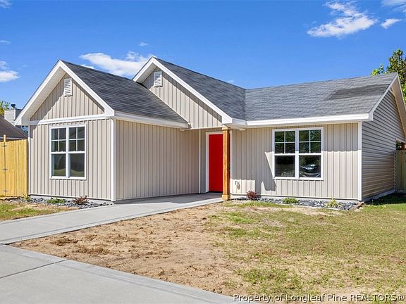 3rd image of 2200 Horsechesnut Pl
