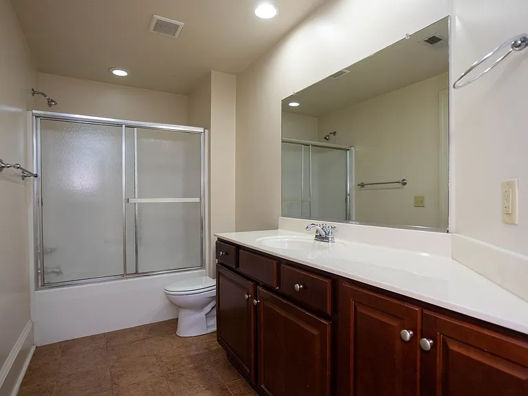 10 S Randolph St #10H — Photo 14