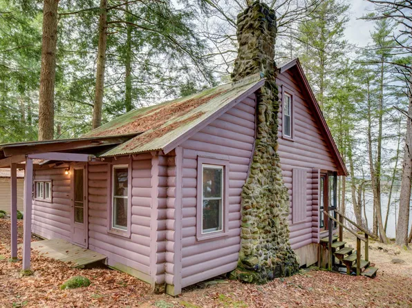 566 Peninsular Heights Road, Mayfield, NY 12078