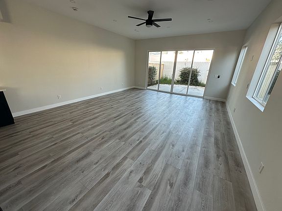 5th image of 178 Dahlia Ave
