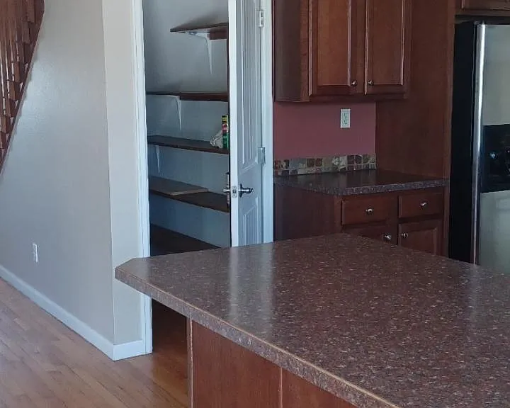 396 W Mangrum Dr — Photo 7
