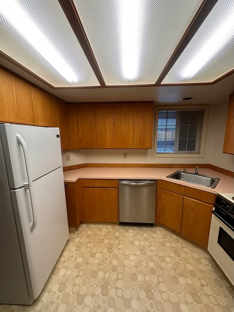 2 bed, 1196 sqft, $1,845 — Photo 4
