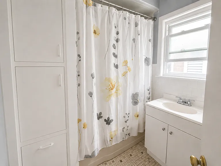 67 Reed Ave #2 — Photo 7