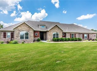 13463 Meadow Rdg, Fayetteville, AR 72704