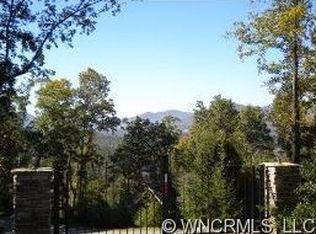 429 Coopers Hawk Dr, Asheville, NC 28803