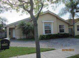 9863 SW 164th Pl, Miami, FL 33196