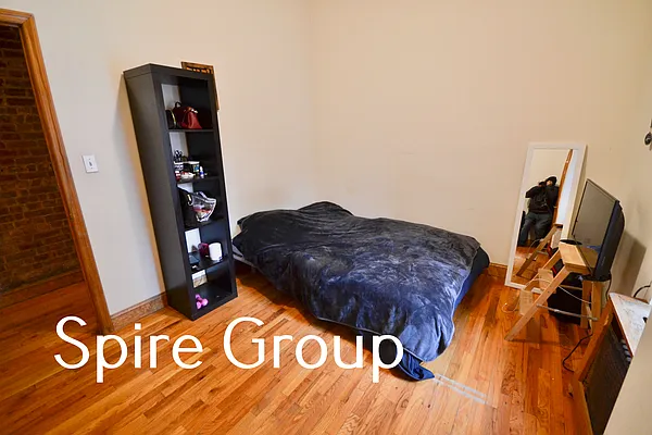 Rented by Spire Group | media 10
