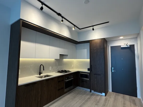 5189 Earles St #55, Vancouver, BC V5R 3P9