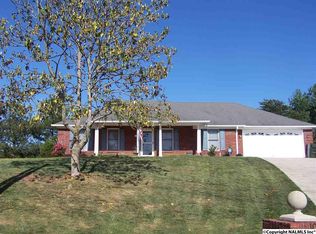 103 Silver Oak Ln, Huntsville, AL 35806