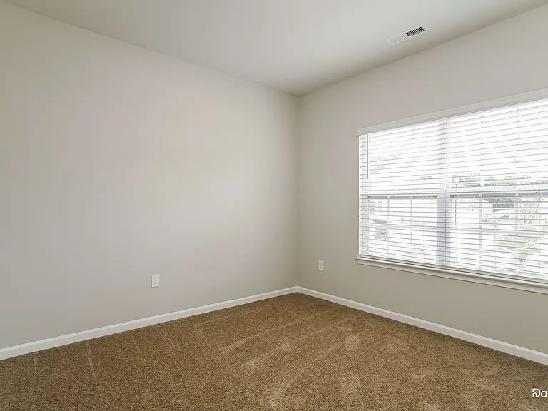 628 Birchhead Dr — Photo 11