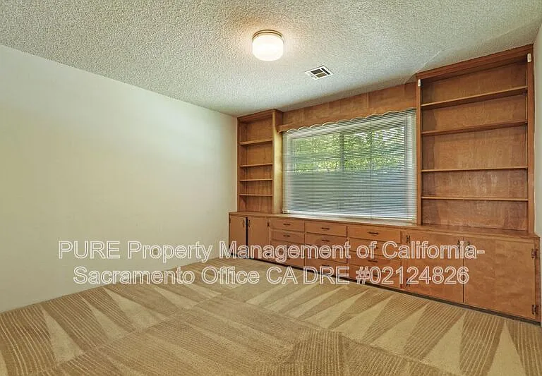 5201 T St — Photo 21