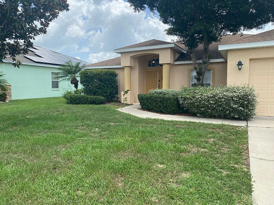 2202 Morning Mist Ave