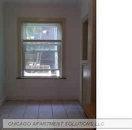 3rd image of 4024 N Ashland Ave APT 202