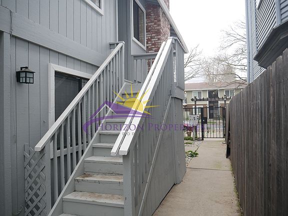 2nd image of 1311 G St APT 5