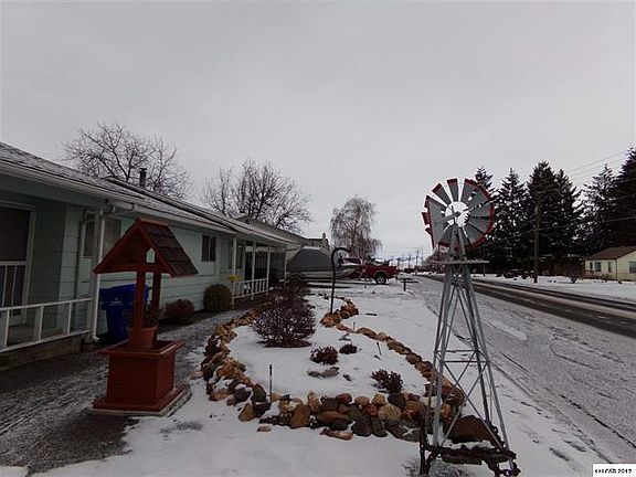 3rd image of 909 Stewart Ave