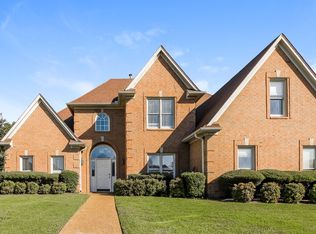 8994 Raspberry Ln, Cordova, TN 38016