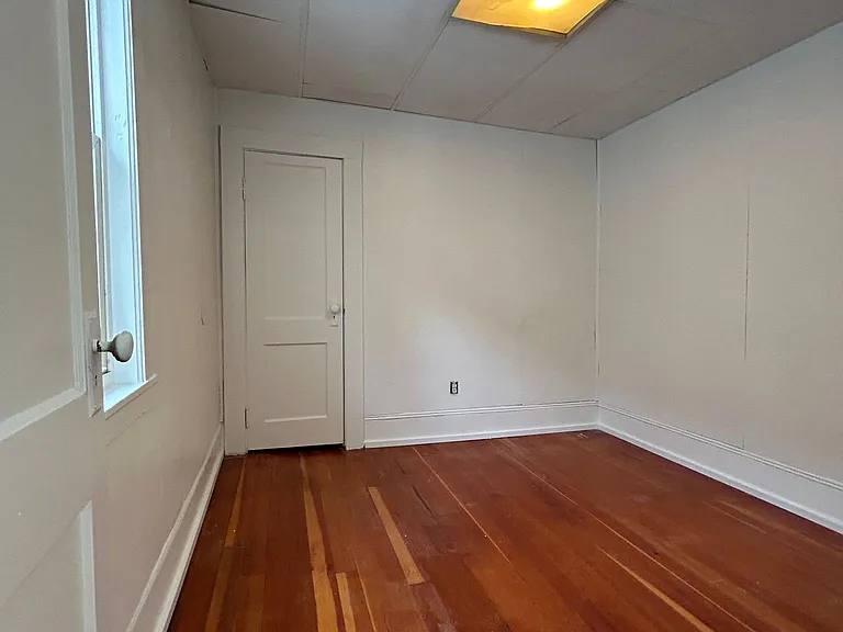 93 W Pearl St #7 — Photo 13