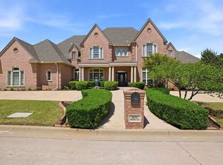 6711 NW Oak Dale Dr, Lawton, OK 73505