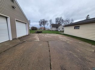 1409 13th St S, Virginia, MN 55792