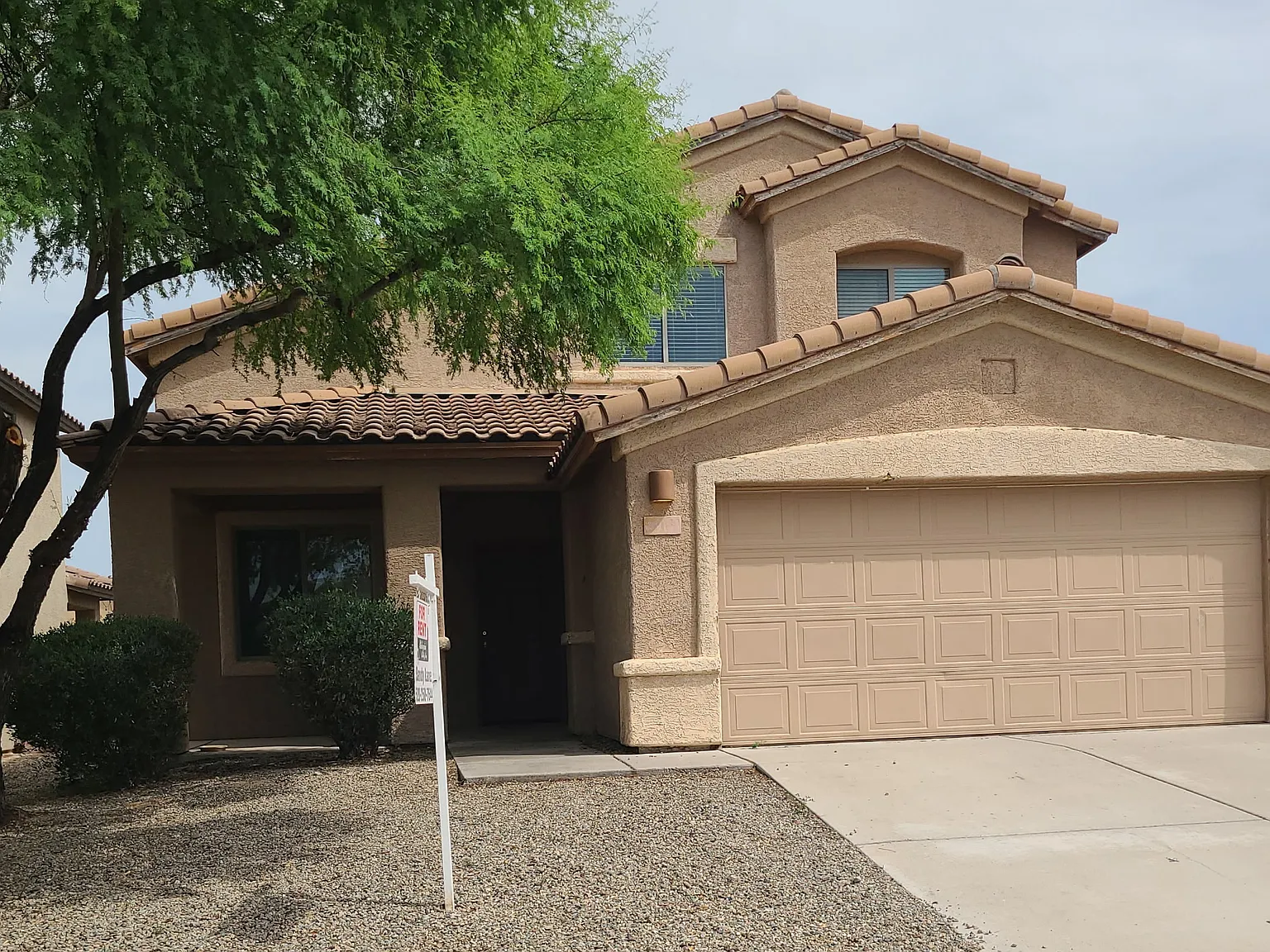 4 bed, 2289 sqft, $2,250 — Photo 1