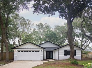 2275 Oak Forest Dr, Jacksonville Beach, FL 32250