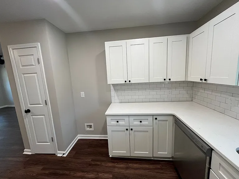 2102 Somerset Ave — Photo 21