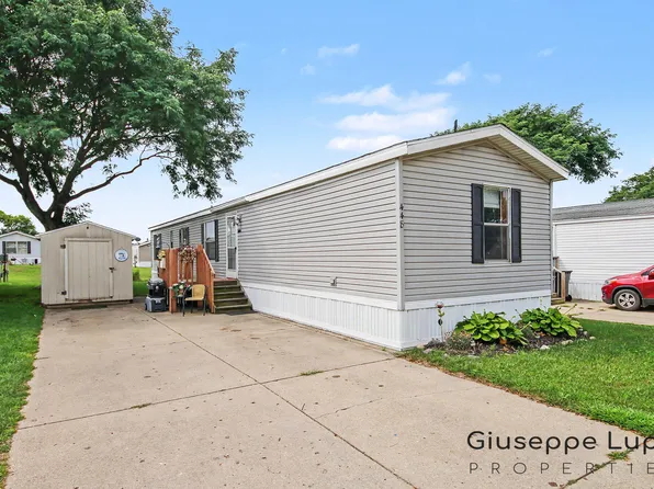 448 Cider Mill Dr #19, Middleville, MI 49333