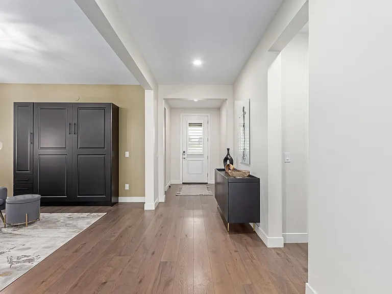 17494 W Middlebury St — Photo 3
