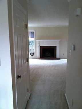 4th image of 556 Sherwood Hills Dr